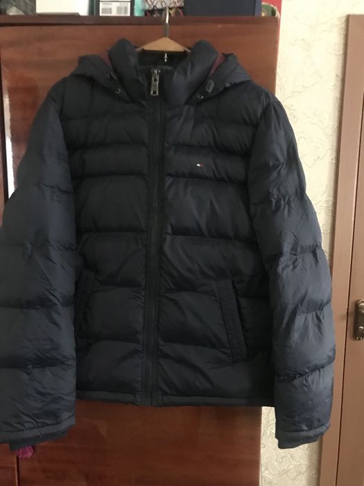 Продам  зимнюю куртку.