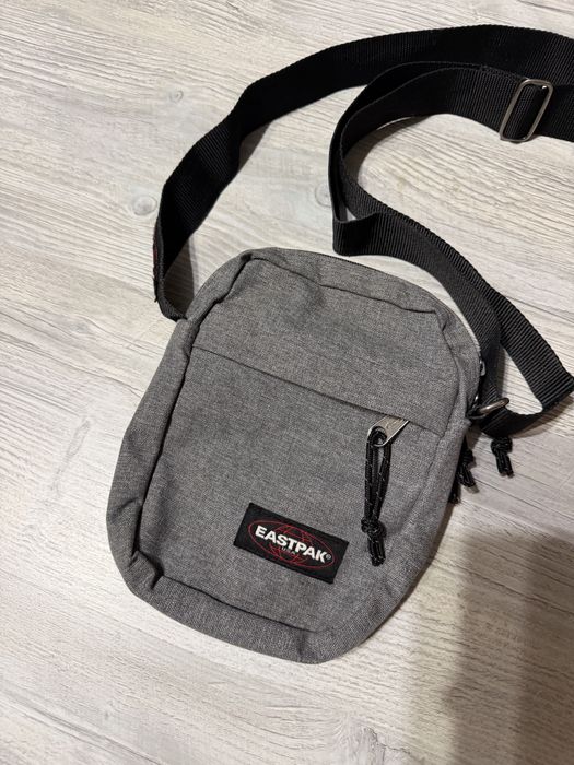 Сумка месенджер Eastpak оригінал