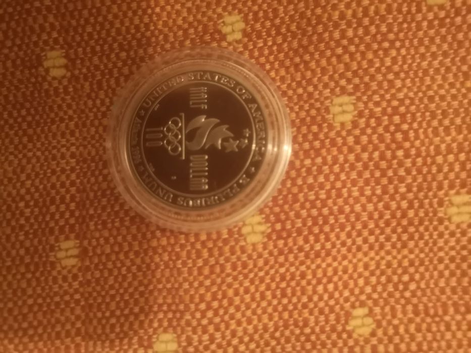 Moedas e notas de coleção