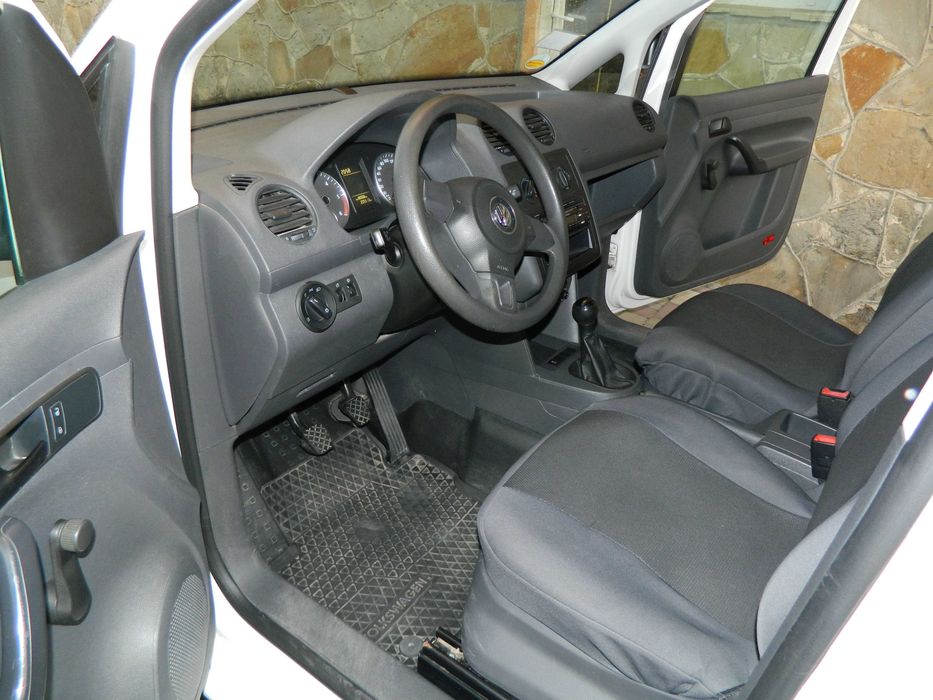 Volkswagen Caddy груз. 2011 року 1.6 TDI.