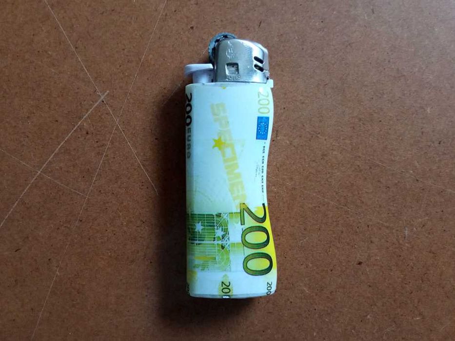 Isqueiro Bic - Vazio