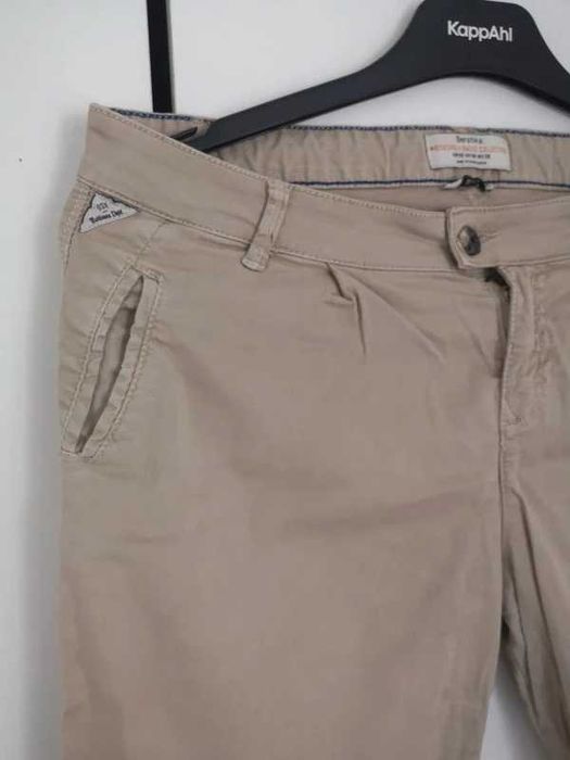 Spodnie damskie Bershka chino chinosy beżowe piaskowe basic M 38