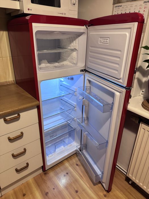 Lodówka Amica retro