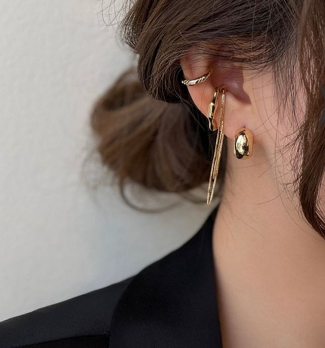 Жіночі сережки-кафи