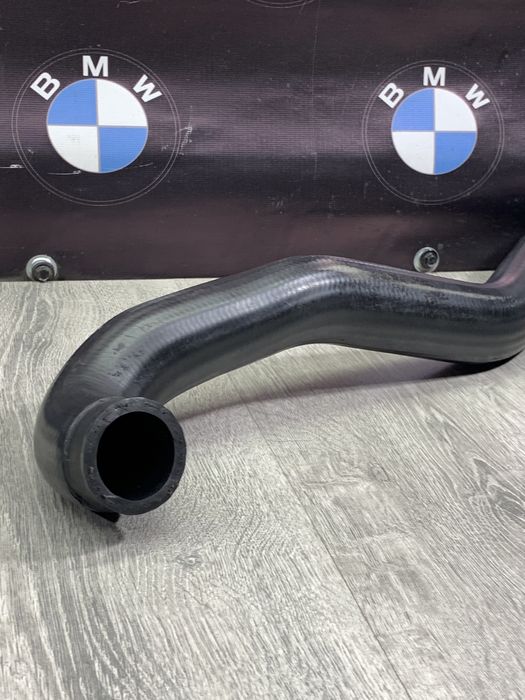 Патрубок інтеркулера Bmw E46 2.0d M47