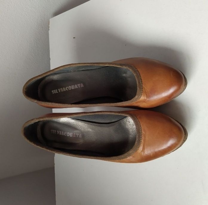 Sapatos salto alto 38-39 como novos