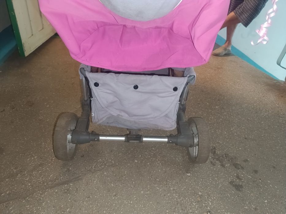 Продам дитячу коляску