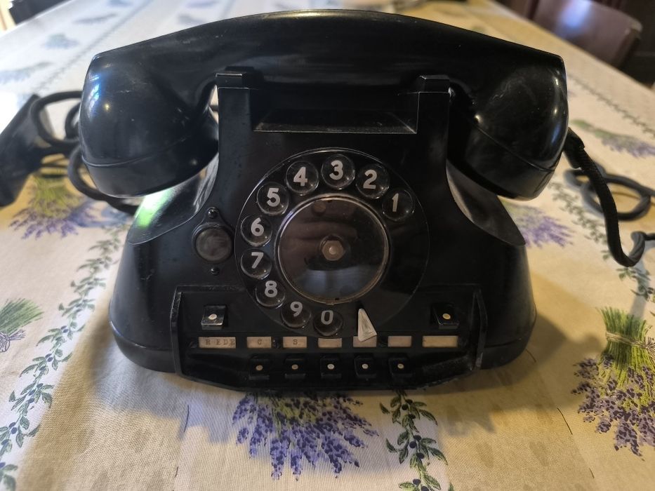 Telefone antigo analógico