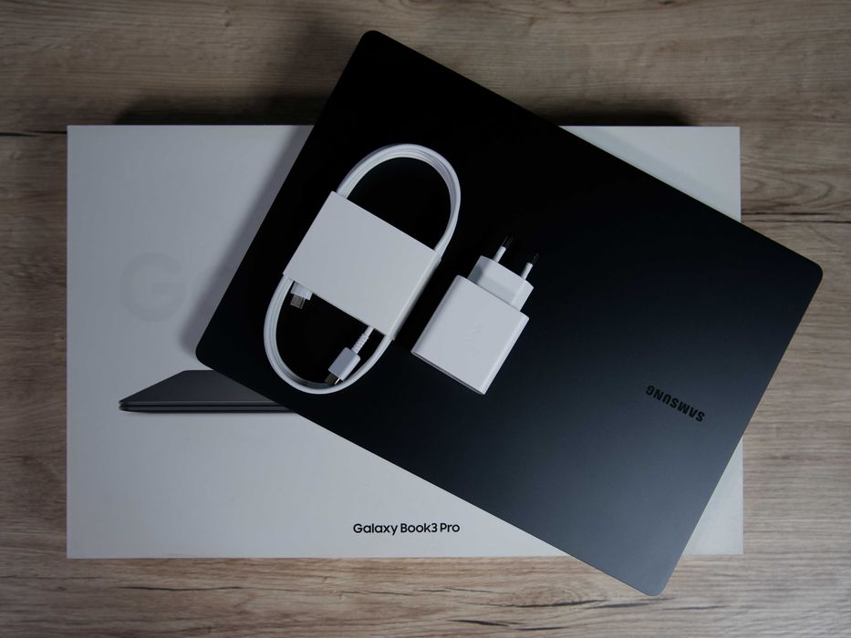 Samsung Galaxy Book3 Pro i5-1340P / 16GB / 512GB SSD