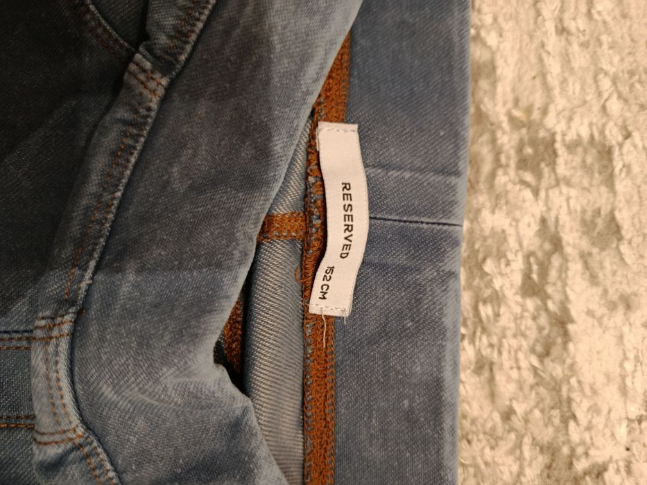 Legginsy Reserved w rozmiarze 152