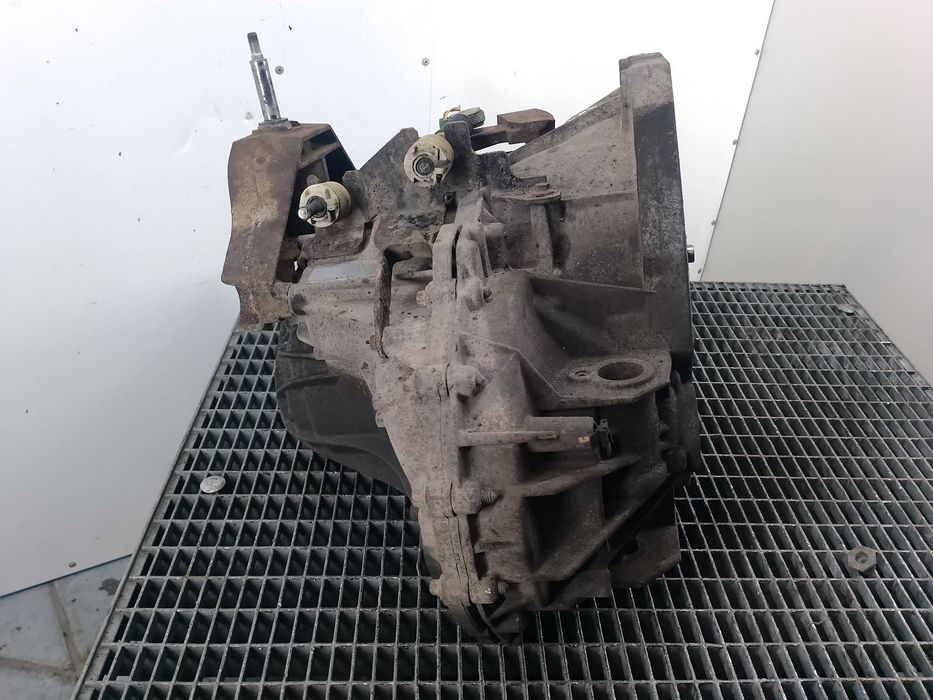 Caixa de câmbio PF6 - Gearbox PF6 006