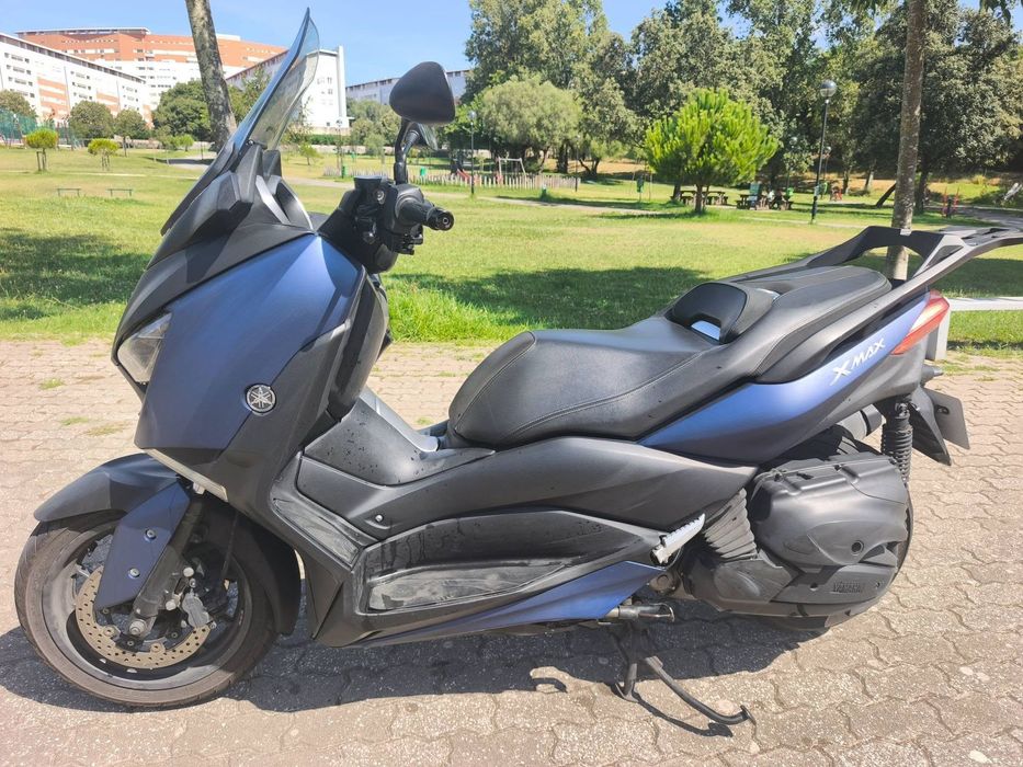 Yamaha X-Max 400 ABS