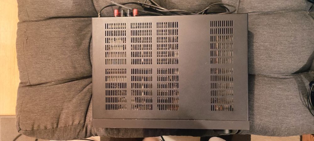 Wzmacniacz Harman Kardon HK620