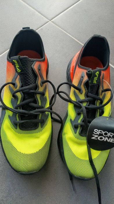 Sapatilhas novas Fils.