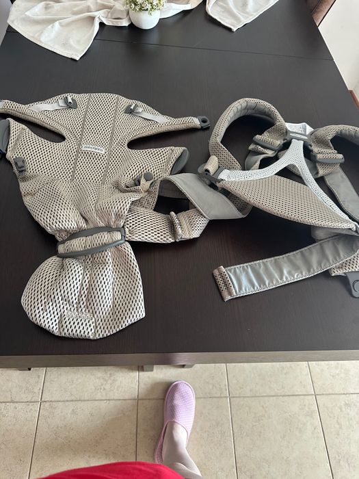 Marsúpio Baby Bjorn Cinza