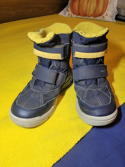 Продам чоботи Superfit