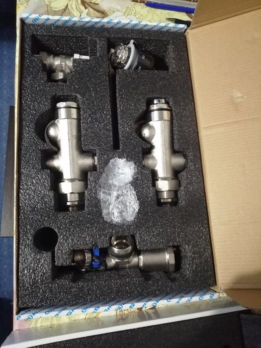 Продам комплект.