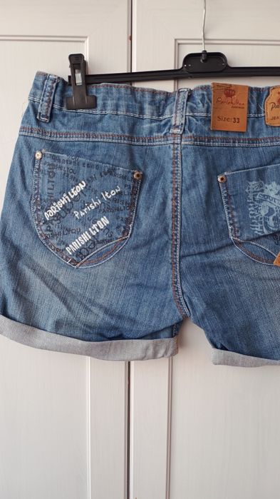 Jeansowe spodenki z mankietami xl