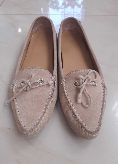 Beżowe markowe mokasyny Car Shoe 37