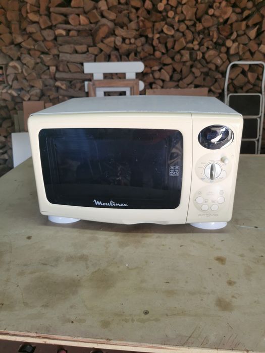 Microondas da marca Moulinex