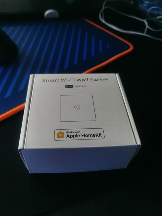 Interruptor de Parede Táctil WiFi
2,4GHz Necessário um Cable Neutral