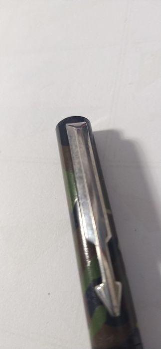 Caneta Parker vector