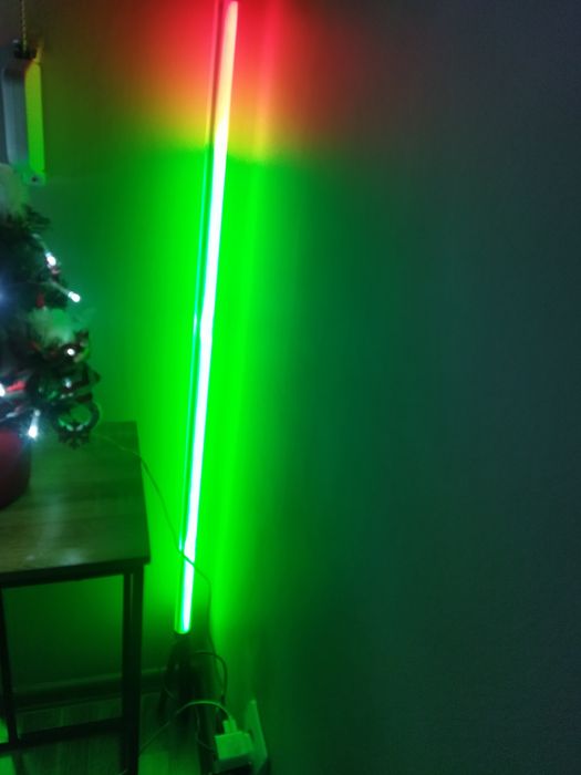 Lampa LED narożna stojaca