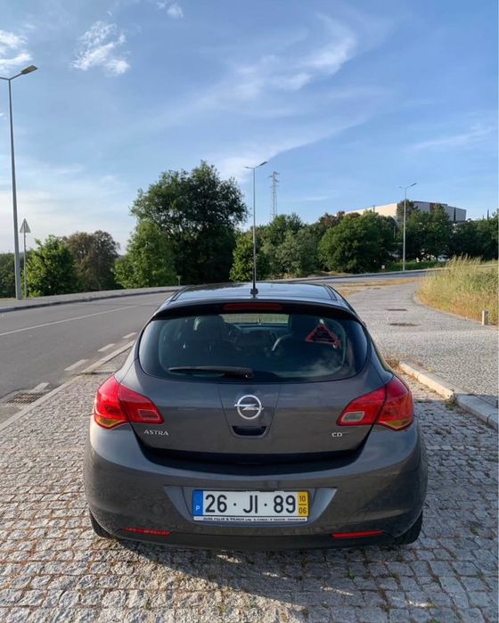Opel Astra económico e fiável