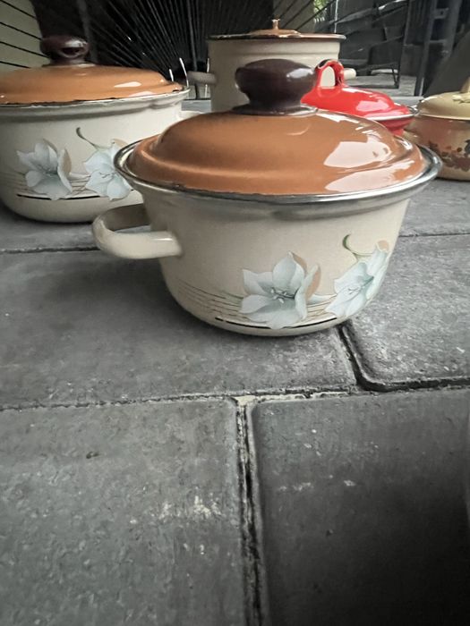 Продам каструлі