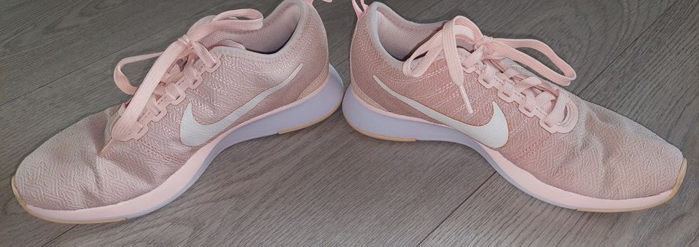 Nike damskie r. 38