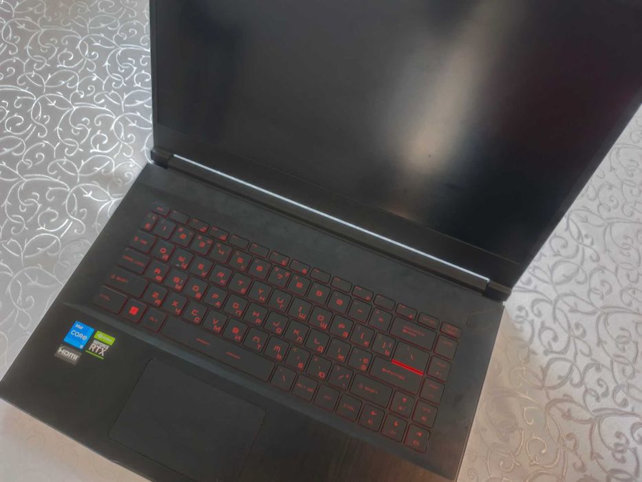 Продается игровой ноутбук MSI GF63