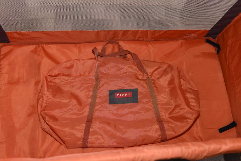 Cama de Viagem/ ou fixa para bebé, criança