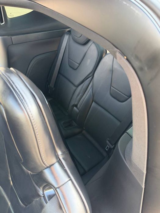 Tesla Model X 2016 VIN 5YJXCAE27GF012115 фото оголошення 16 з 22