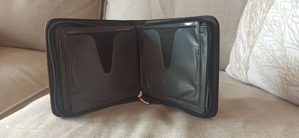 Etui na płyty CD