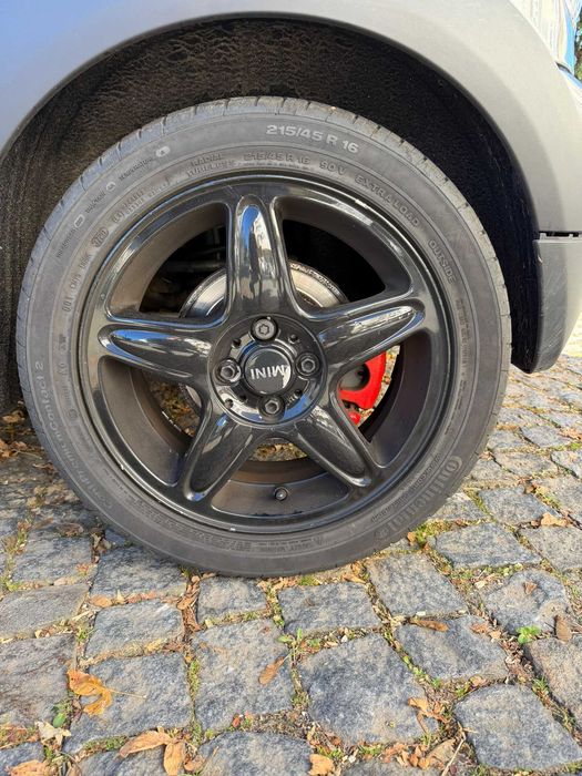 Jantes 16” 4x100 MINI Pretas com Pneus