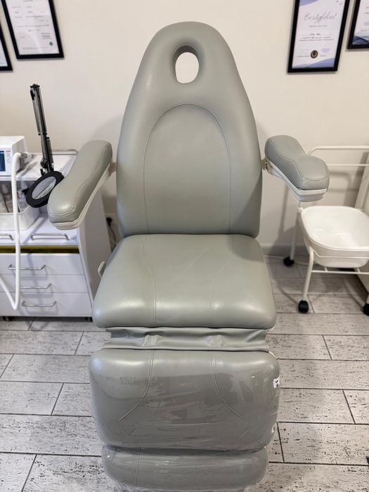 Fotel kosmetyczny elektryczny Basic