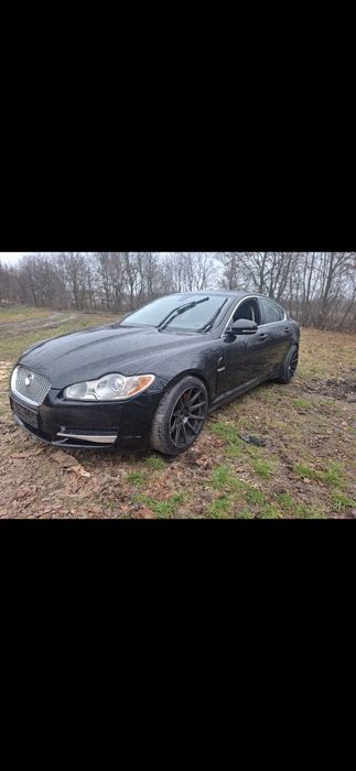 Grzane szyba przód tył  jaguar XF 2009