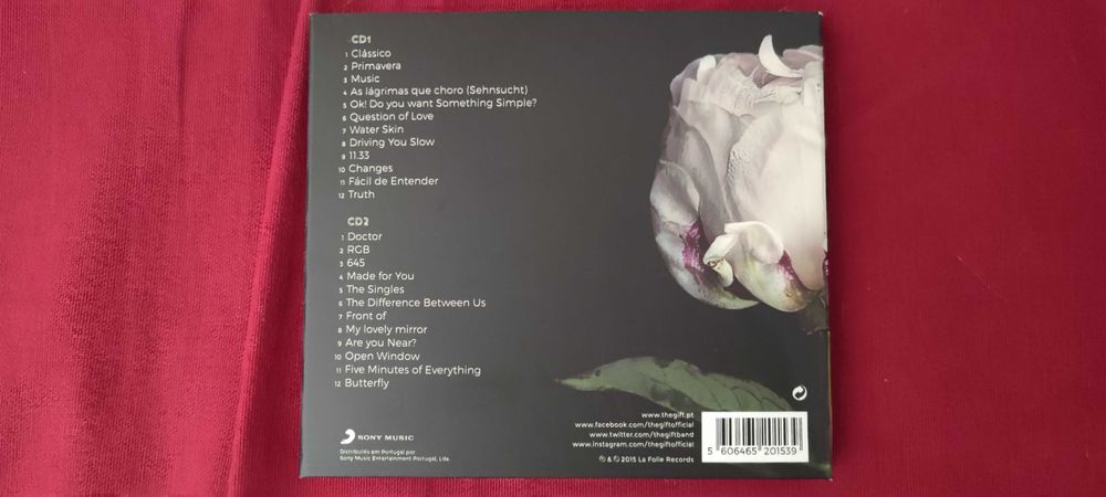 Cds de Música, em excelente estado.