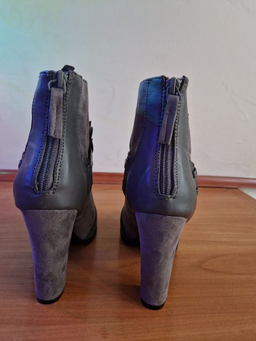 Vices - Botki szare zamszowe - 36