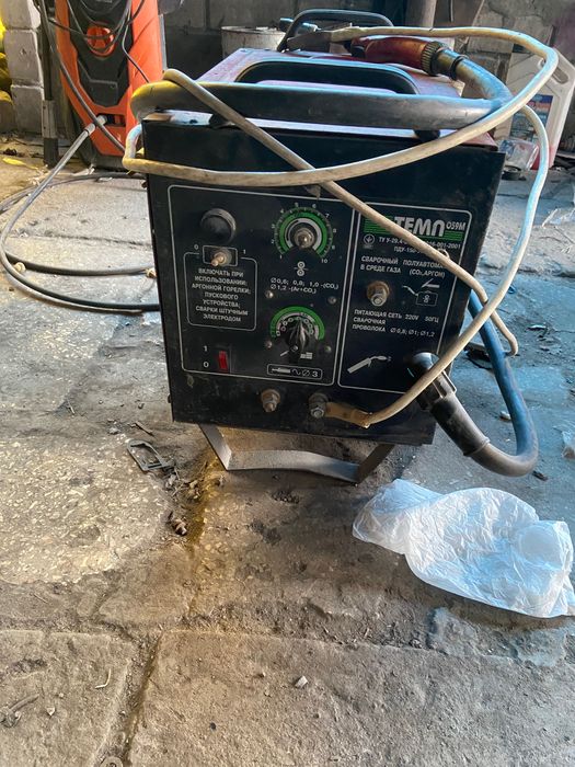 Зварювальний полуфтамат Темп 059М