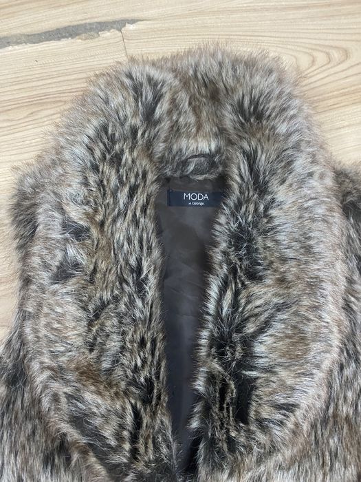 futro brazowe bezrekawnik