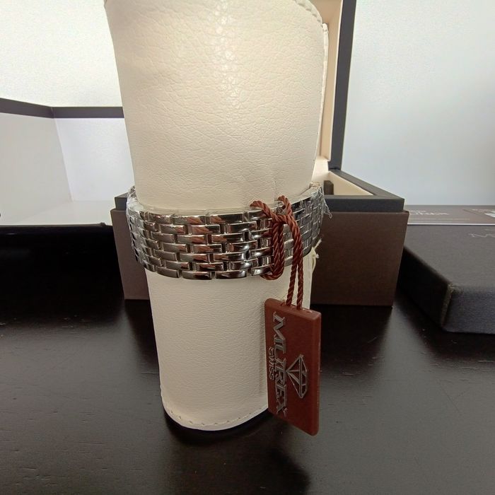 Relógio Murex com 26 diamantes com certificado SI64552464858753123