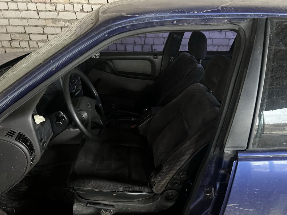 Продам опель омега 2.0