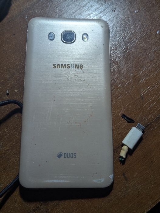 Samsung J7 2016 не рабочий