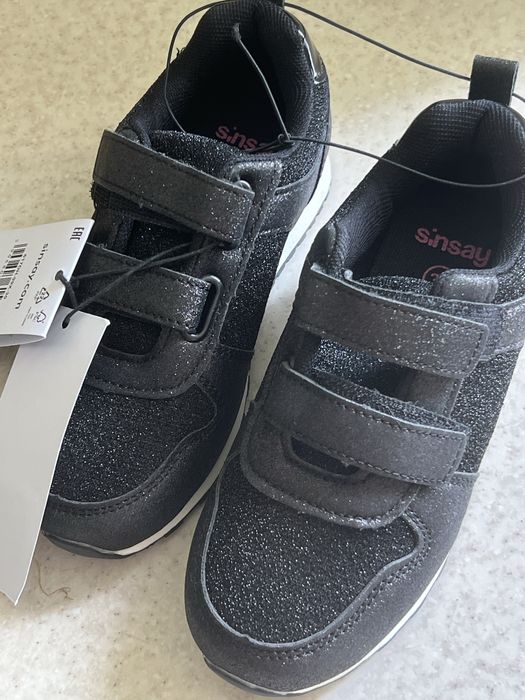 Нові кросівки 30 р.