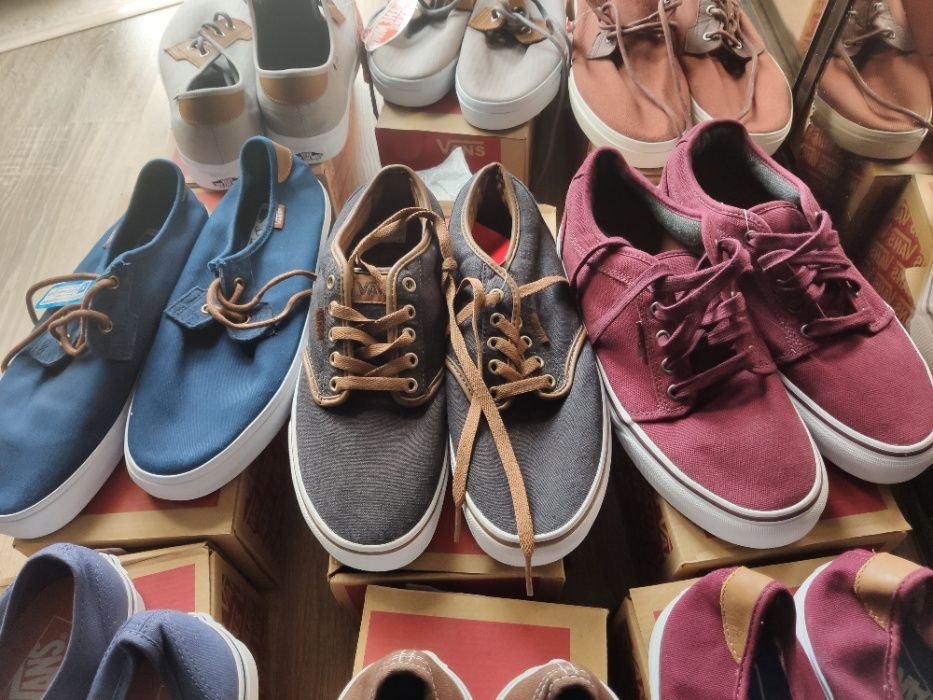 Ténis VANS Originais NOVOS com etiqueta 40.5/41