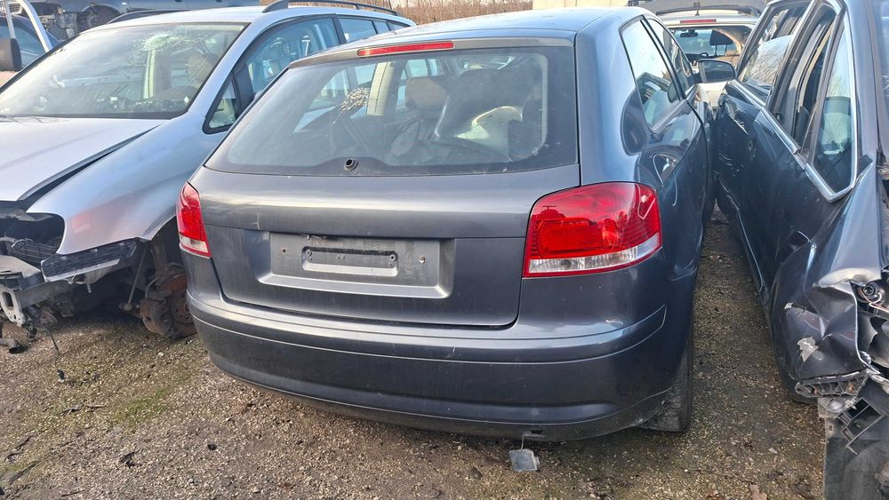 Części Audi A3 8P 3-drzwi Blacharka Drzwi Klapa Wnętrze