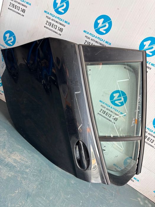 Porta traseira esquerda BMW F40 de 2021