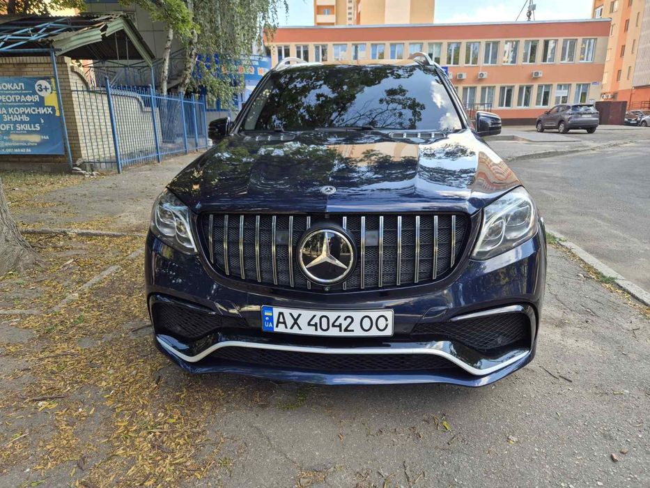 Mercedes-Benz GLS 450