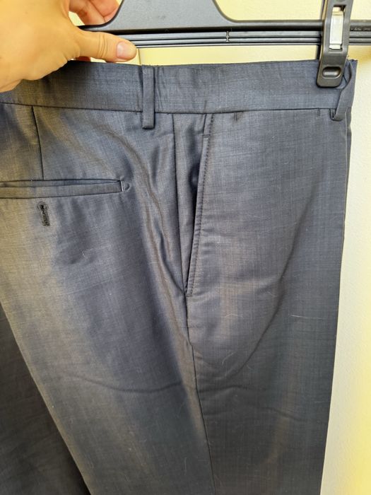 Чоловічий костюм синій